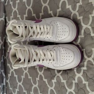 Nike womans high top sneakers